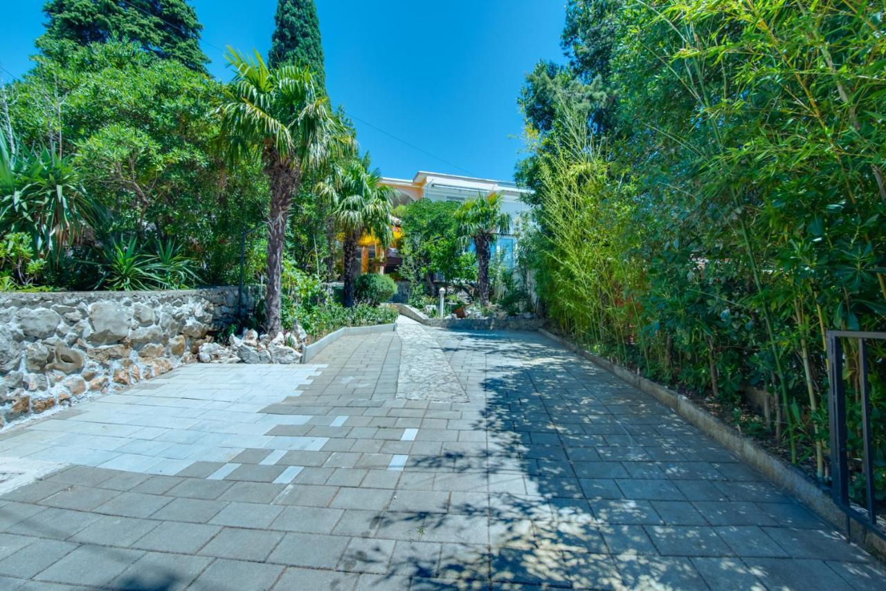Вилла House Goran Цриквеница Экстерьер фото
